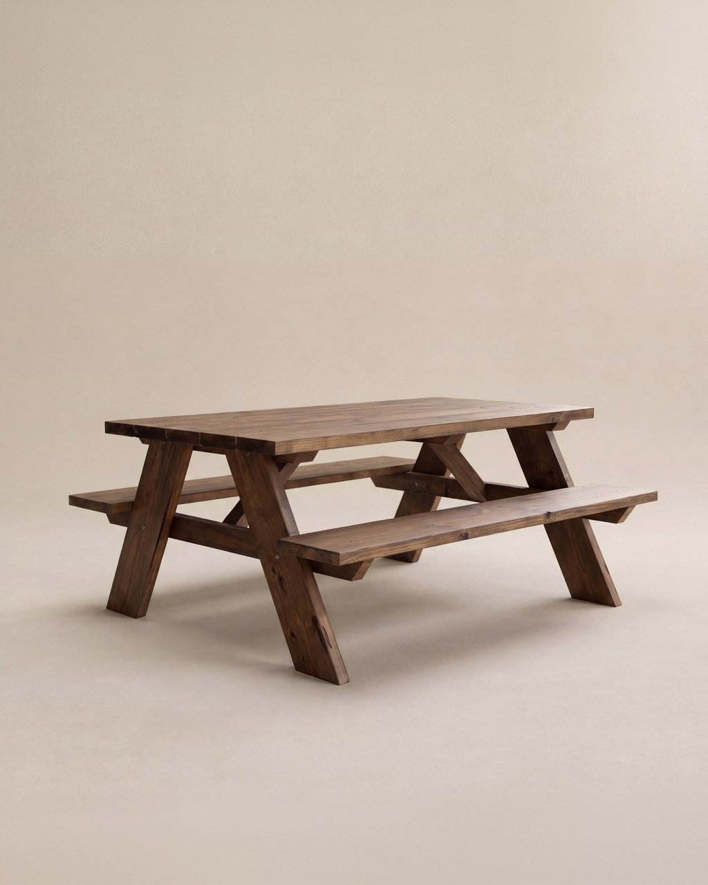 Classic Picnic Table in Barnwood Brown