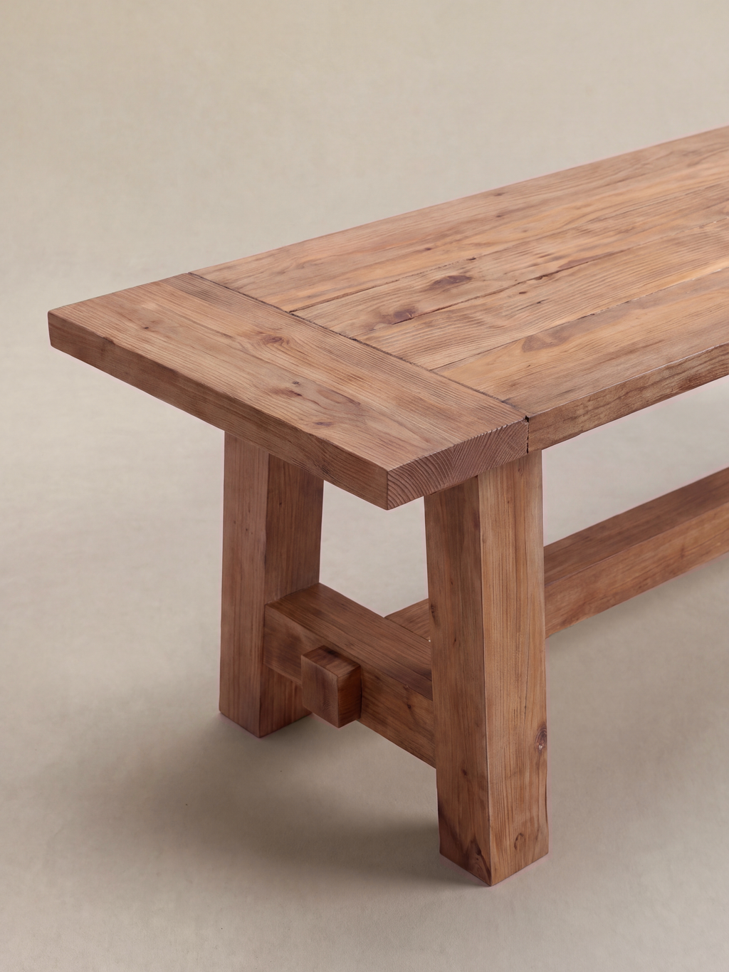 Farmhouse Bench Seat — alternative angle a